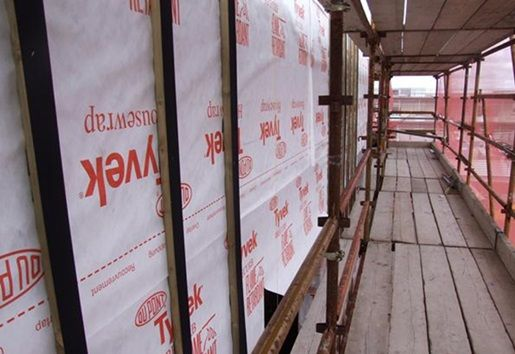 Tyvek® Firecurb Housewrap