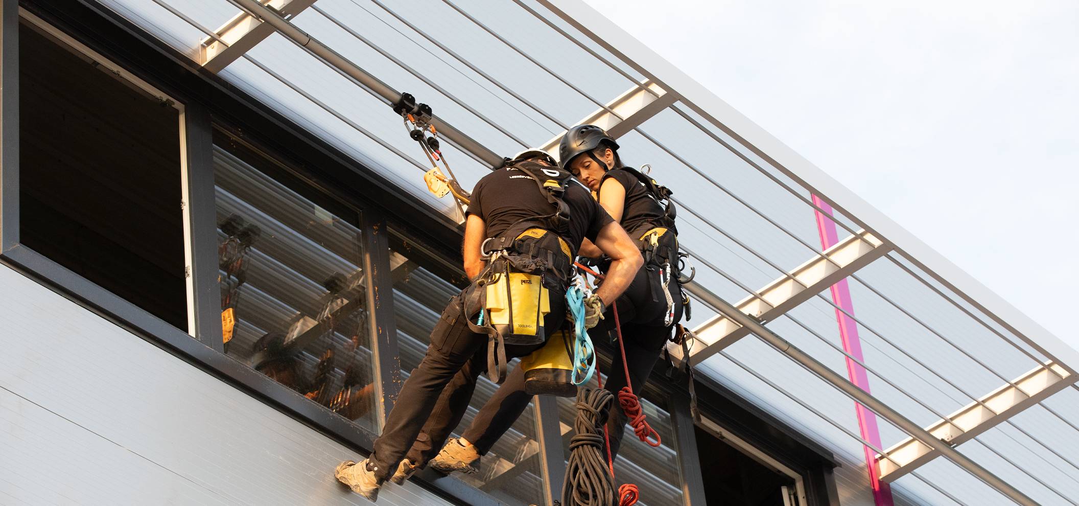 Securail Pro façade access | Fallprotec S.A. | NBS Source