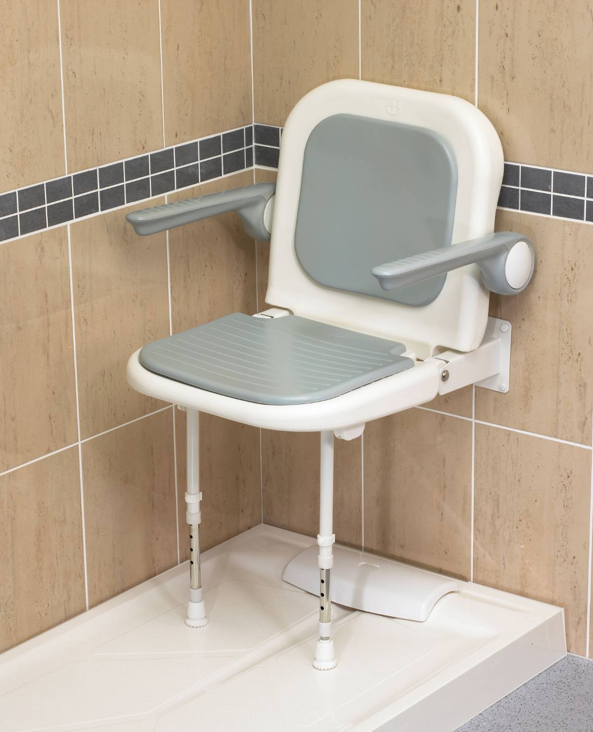 4000 Series Standard Shower Seat