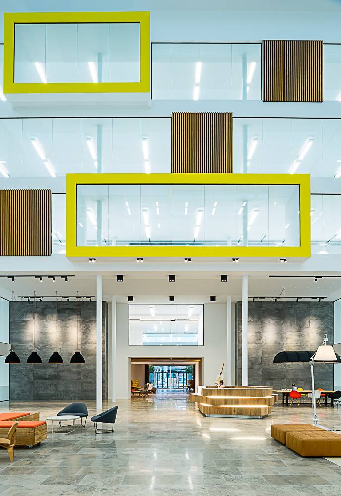 Linear 27 Extended Height Single Glazed 27mm Glass Partition System