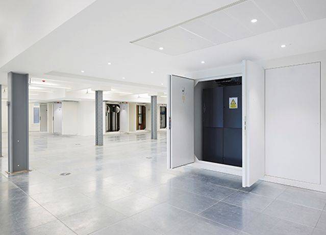 Concealed Metal Riser Doors -Quadra+ - Concealed Metal Riser Doorset System