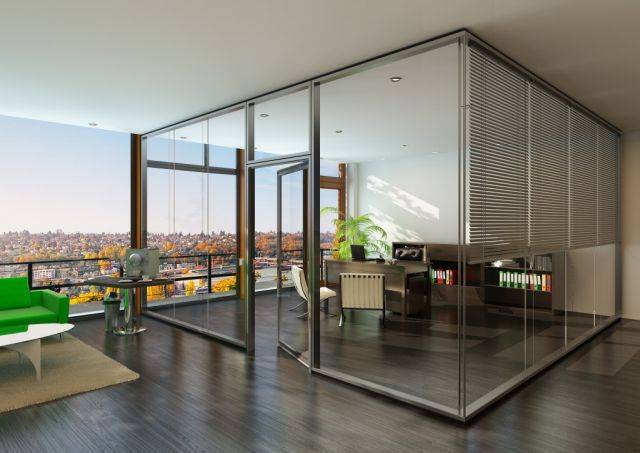 Life 622 Glass Partition