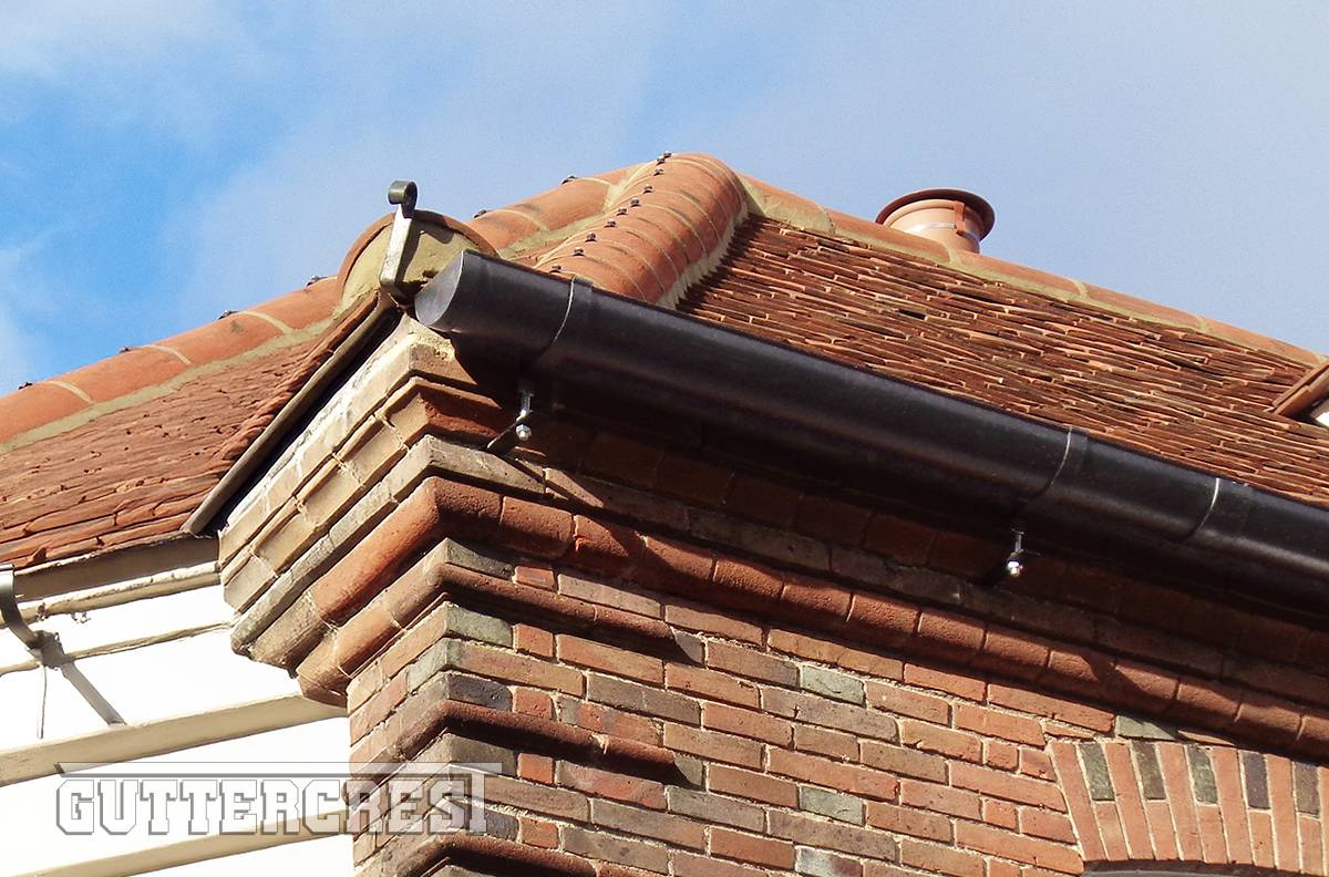 Beaded Deep Flow Gutters & Traditional Round Downpipes | Guttercrest ...