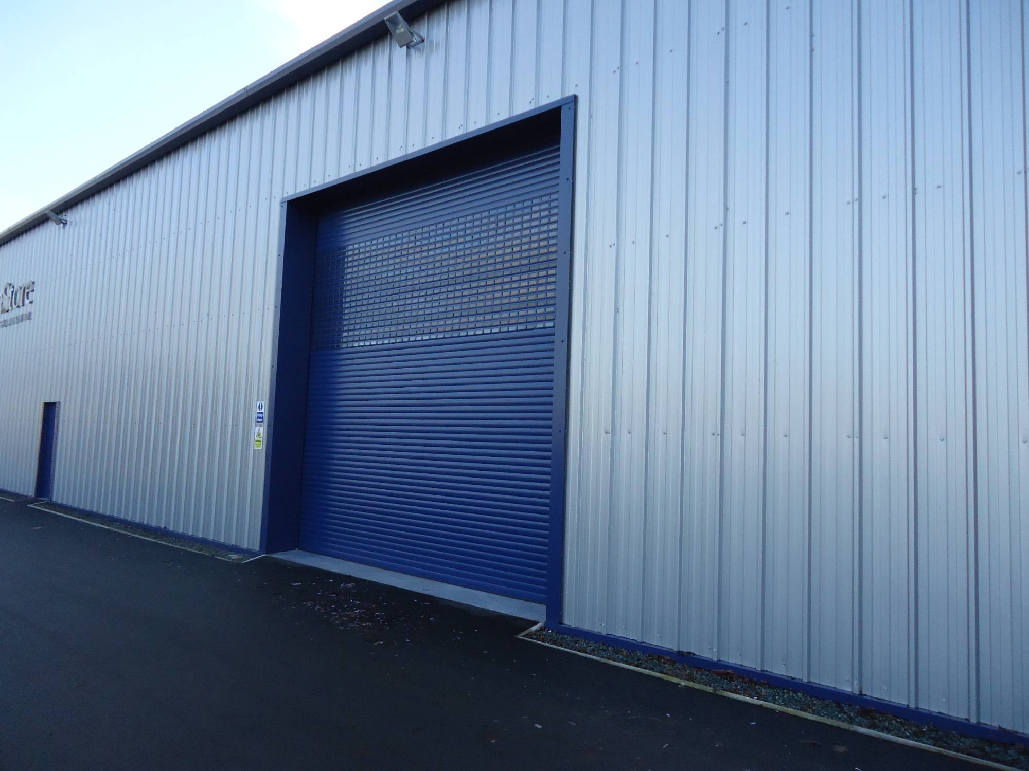 E77 Extruded Aluminium Security Shutter