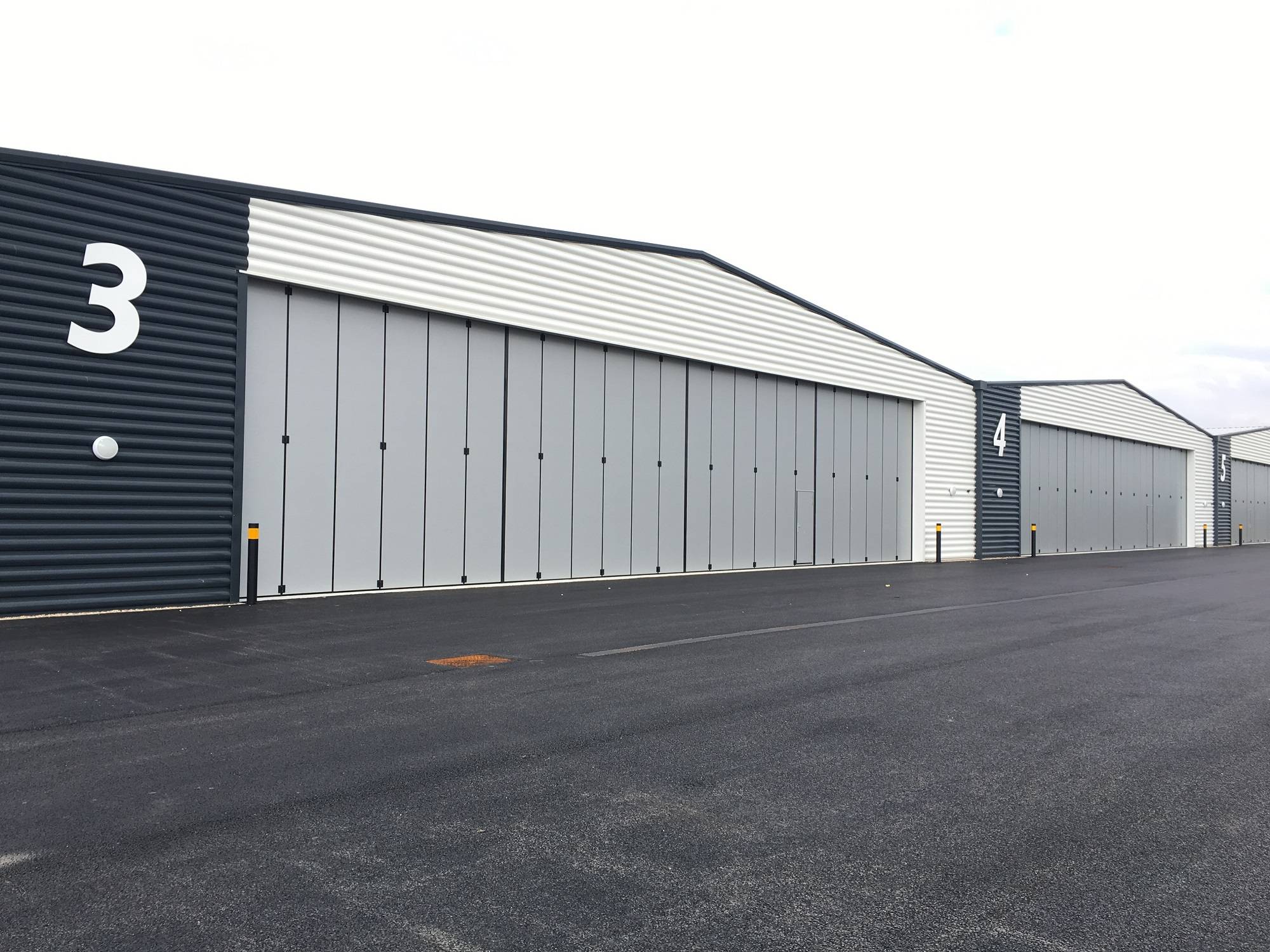 Osprey - Sliding and Folding Industrial Door