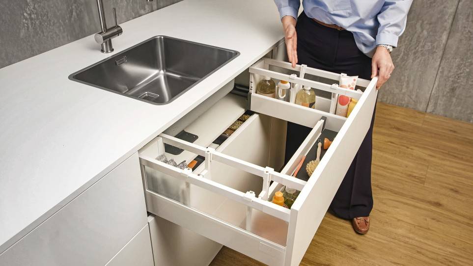 Amanda's tips and tricks for organising undersink space Blum UK