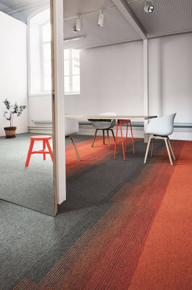 Employ Loop and Lines - Carpet Tile