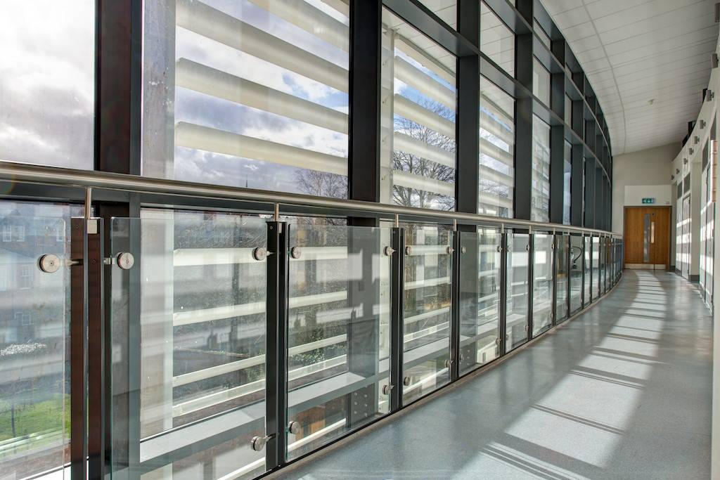Balustrade System with Double Flat Post and Glass Panel Infill - Duo D410/D411