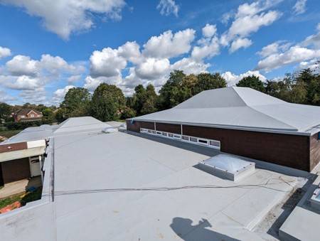 Sika® Sarnafil AT Single Ply Membrane (Mechanically Fixed Warm Roof System)