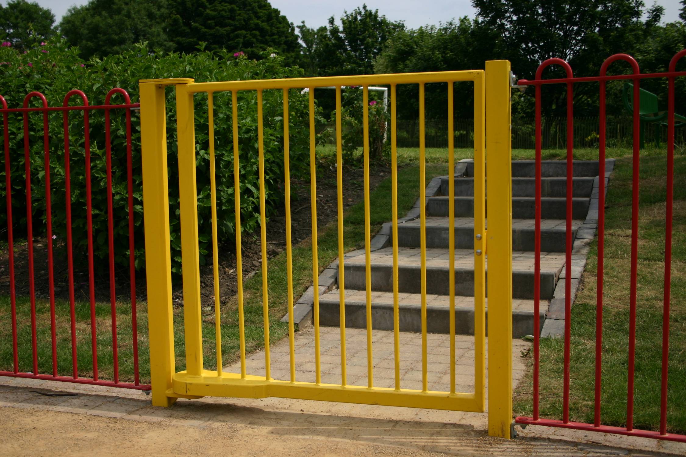 IAE Prosafe Playground Gate | RoSPA Standard - Self Closing Gate
