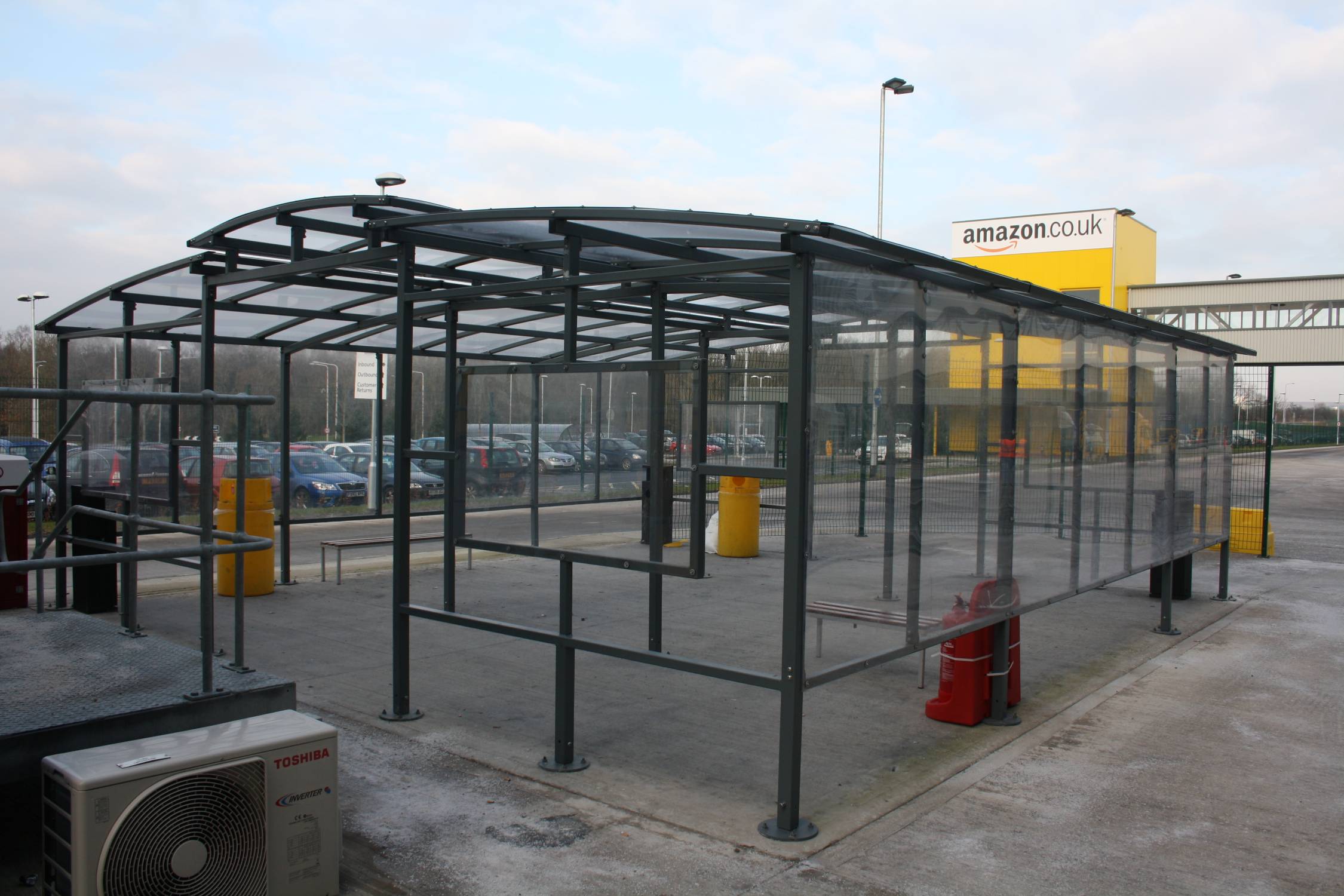 IAE Longton Smoking Shelter