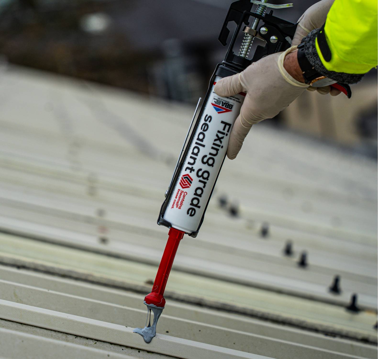 Seamsil® 400 Fixings Encapsulation - Temporary Corrosion Repair Solution