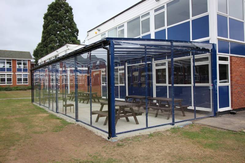 Winterbourne Enclosed Shelter