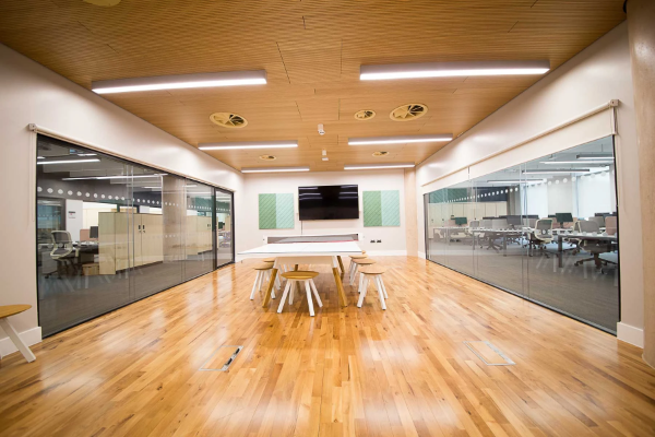 Lusso 105  - Relocatable Glass Partitions