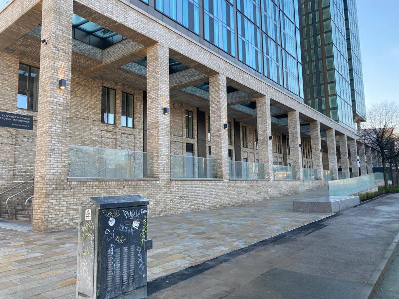 Glass Balustrades and Balconies - Office and Commercial Buildings