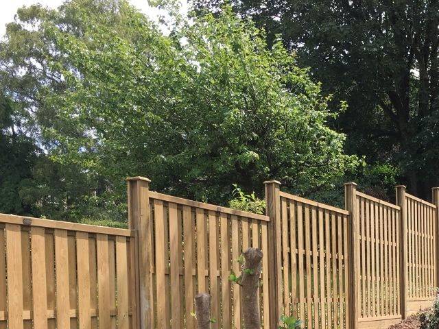 Jakposts and Gravel boards