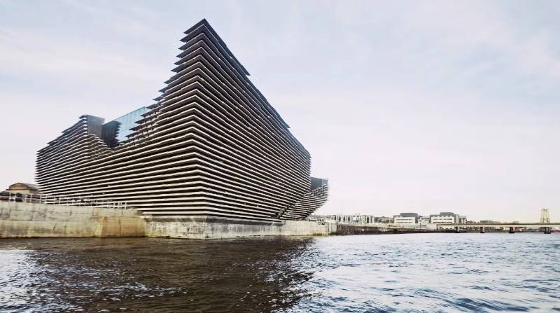 Victoria and Albert Museum of Design Dundee (V&A Dundee)