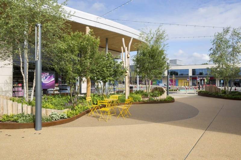 Rushden Lakes Shopping Centre - Northampton