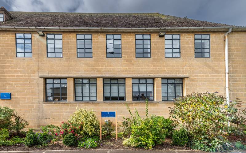New Clement steel windows for leading independent school