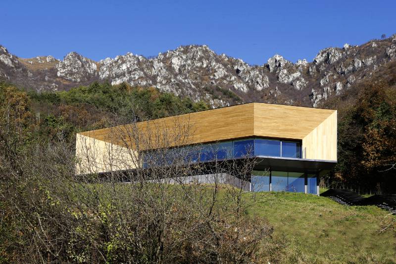 Accoya is the environmental choice for Italian alpine villa