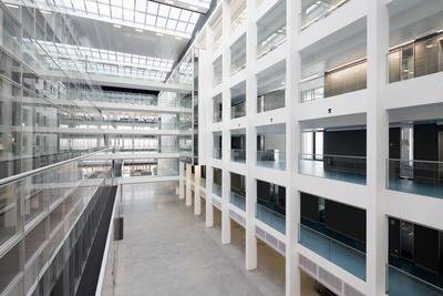 Glass balustrade system Easy Glass Slim selected for Volkswagen head office Germany