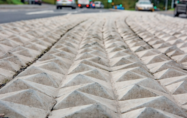 BRADSTONE Elite Deterrent - Deterrent Paving