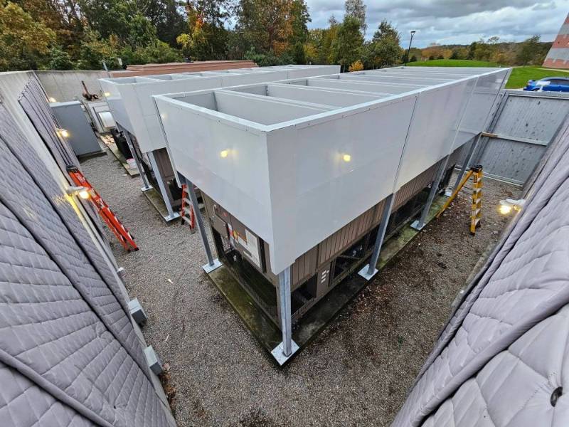 Kinetics® NOISEBLOCK™ - Chiller Stacks and Pergolas