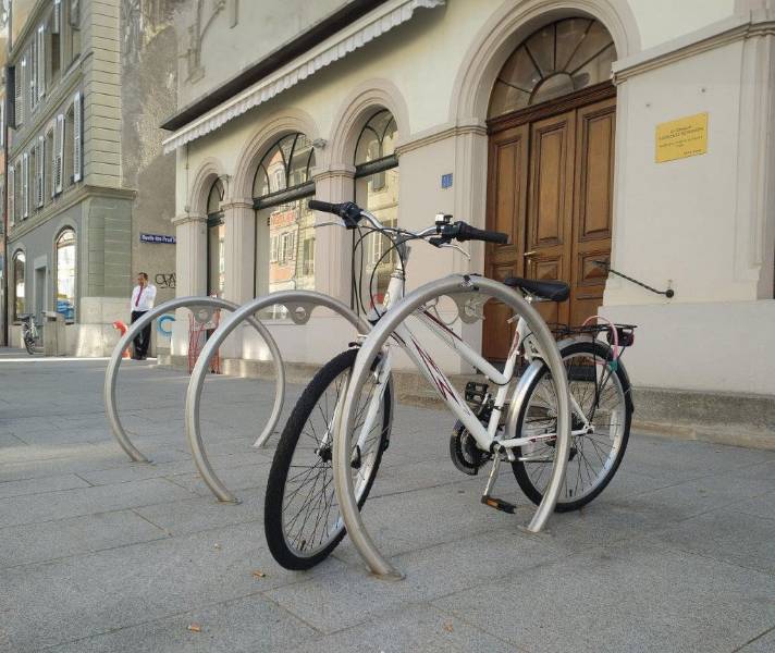 Circle Cycle Stand