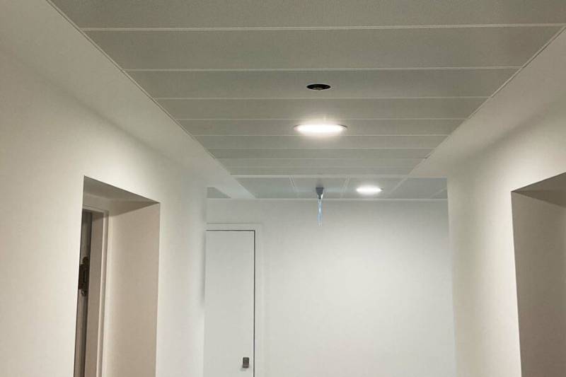 S36 clip-in corridor system - Metal ceiling - Suspended Ceiling Corridor System