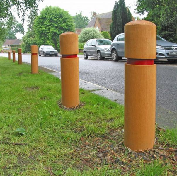 Ashdown Timber Bollard