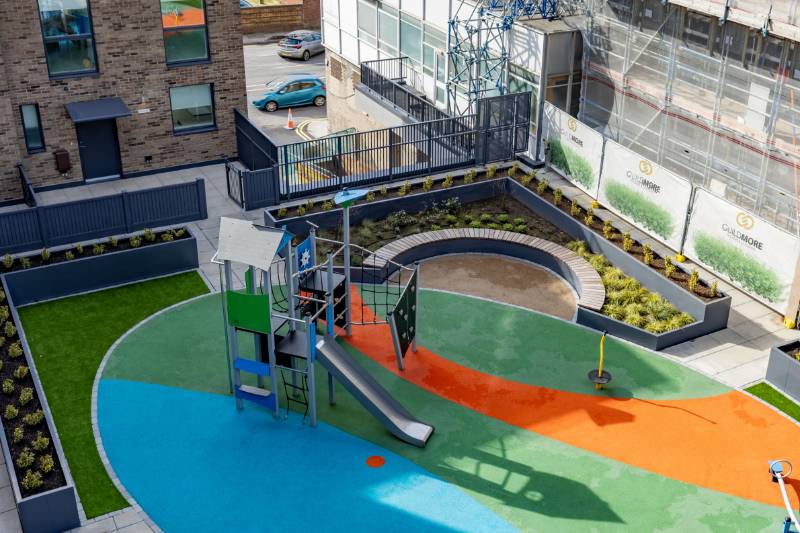 Steel Planter Walling System at Premier Place