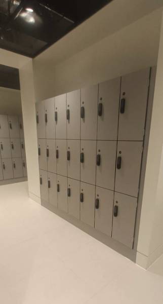 Laminate lockers at Melbourne Science Park