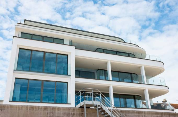 The Beach Apartments, Jersey