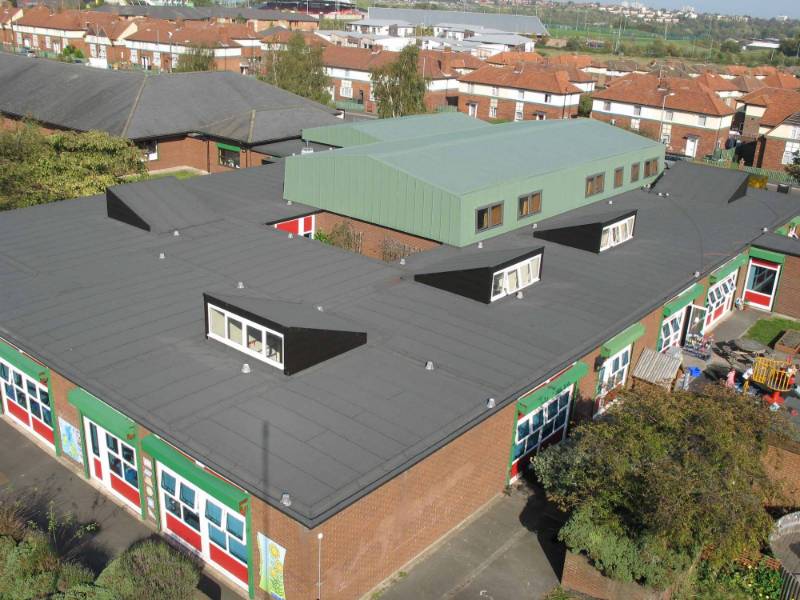School Receives New Single Layered Roofing System
