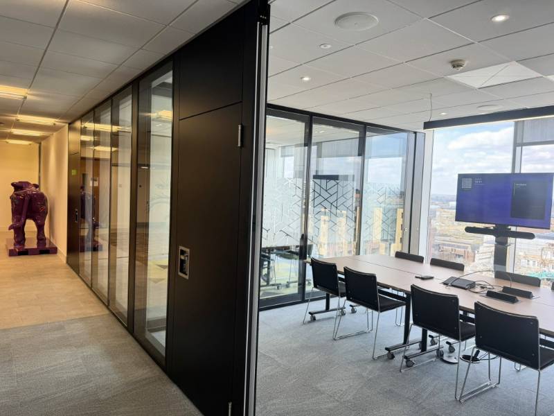 Dorma Variflex Glass Semi automatic acoustic moveable wall - Denton's offices, Milton Keynes