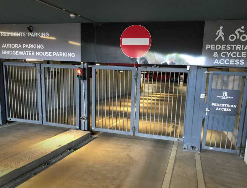 HAG Automatic Trackless Car Park Swing Gate