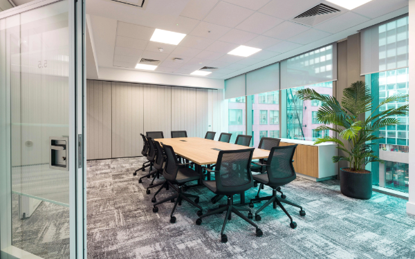 Dorma Variflex Glass Semi automatic Acoustic moveable wall - DWF Liverpool offices
