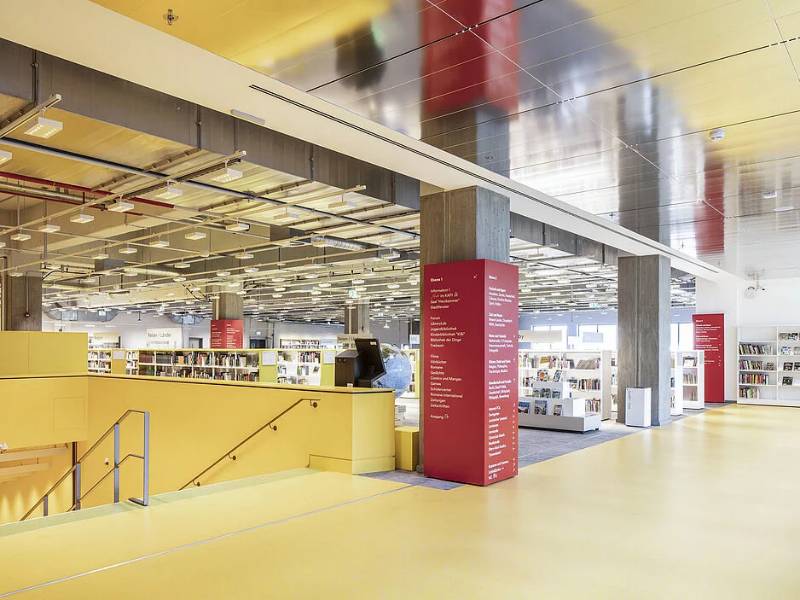 Durlum Metal Panel Ceiling at Dusseldorf Library