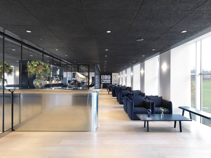 Theme - Black is the new black