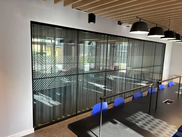 Lusso 105 Geometric - Relocatable Glass Partitions