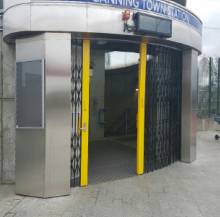 Centurion - Collapsible Gates