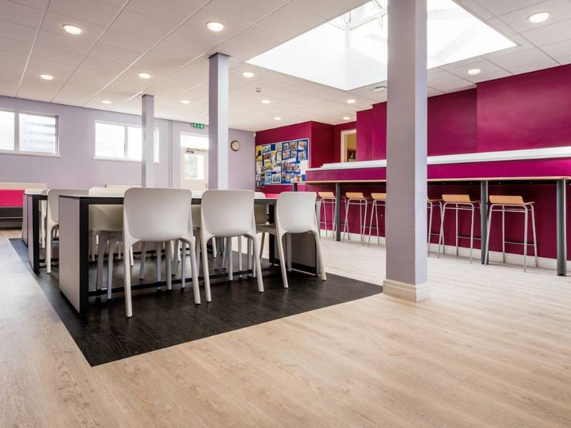 Affinity255 flooring creates a bold design at Nottingham Girls’ High School