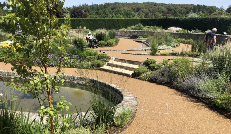 TERRABOUND RESIN BOUND POROUS PAVING FOR RHS ROSEMOOR COOL GARDEN