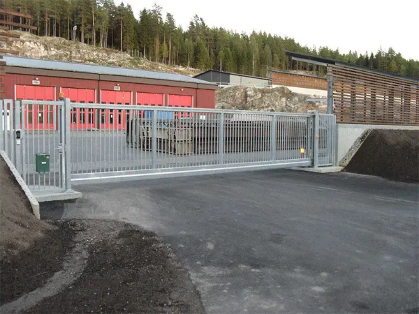 Utvendige Slag, Folde- og Skyveporter - NOSIK SKP – 6- 12 METER