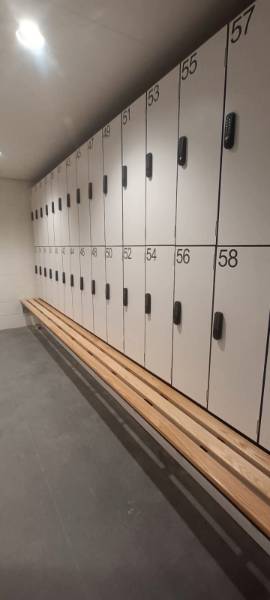 Solid-grade laminate at Doug Philips Ltd