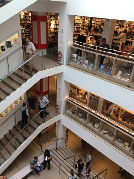 Foyles, Charing Cross