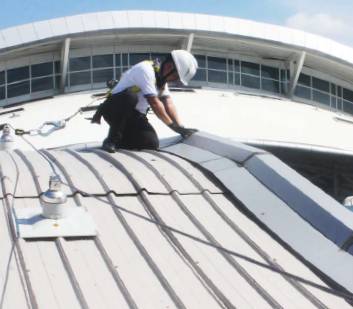 Bali International Airport: Fall Protection Systems for Roof Maintenance