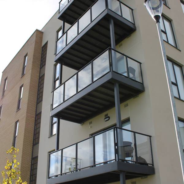 Q-railing Easy Alu Go - Glass Balustrades, Dublin Ireland