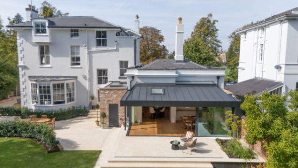 College Lawn, Cheltenham