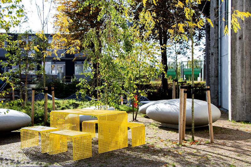 WUM Urban Outdoor Furniture - gratings